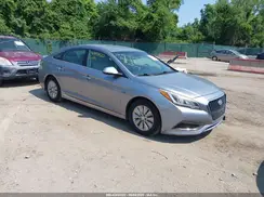 KMHE24L19HA043524 2017 HYUNDAI SONATA