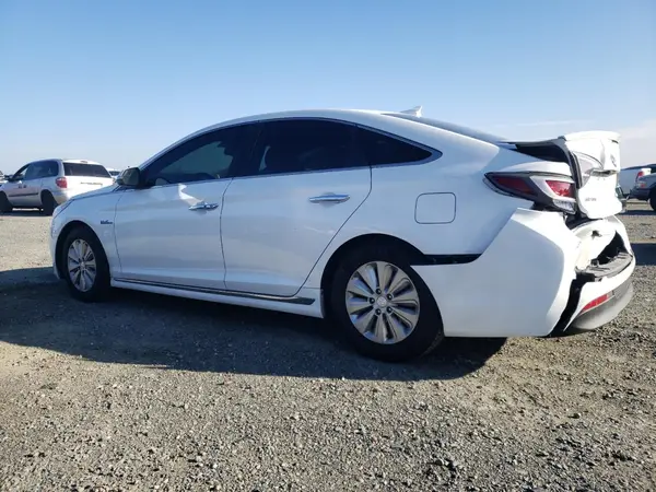 KMHE24L19HA054037 2017 HYUNDAI SONATA - Image 2