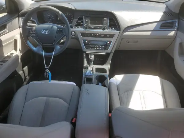 KMHE24L1XGA009946 2016 HYUNDAI SONATA - Image 8