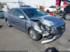 KMHE24L1XGA013897 2016 HYUNDAI SONATA