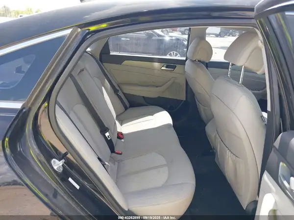 KMHE24L1XGA019120 2016 HYUNDAI SONATA - Image 8
