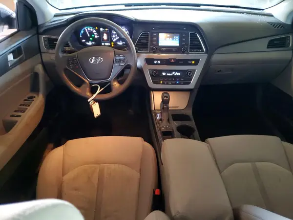KMHE24L1XGA021675 2016 HYUNDAI SONATA - Image 8