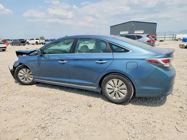 KMHE24L1XGA025273 2016 HYUNDAI SONATA - Image 2