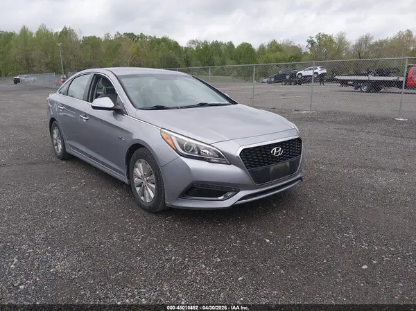 KMHE24L1XGA025676 2016 HYUNDAI SONATA - Image 1