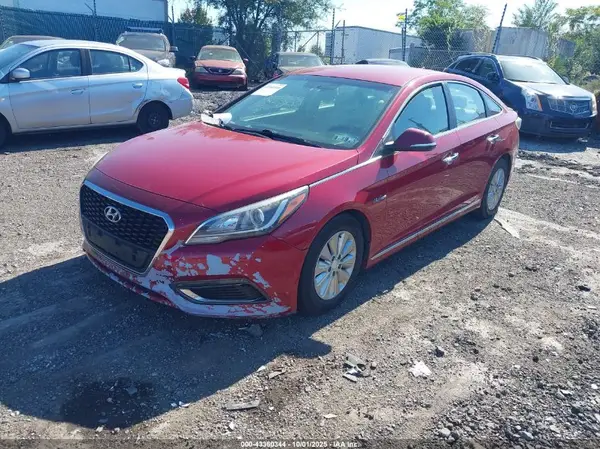 KMHE24L1XGA027007 2016 HYUNDAI SONATA - Image 2