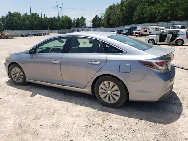 KMHE24L1XGA028139 2016 HYUNDAI SONATA - Image 2