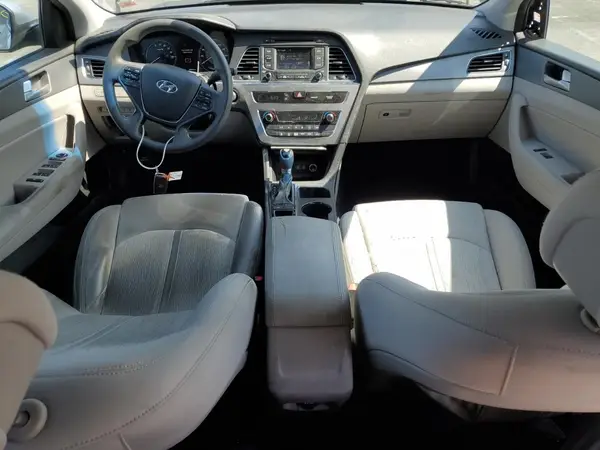 KMHE24L1XGA029663 2016 HYUNDAI SONATA - Image 8