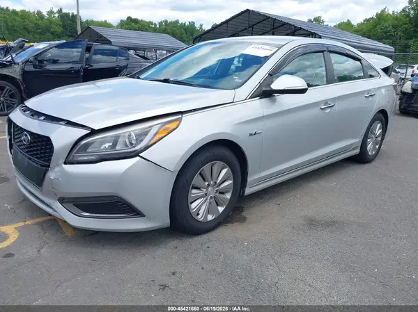 KMHE24L1XGA029730 2016 HYUNDAI SONATA - Image 2