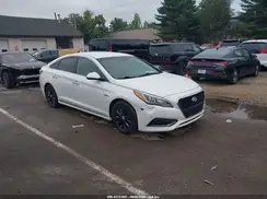 KMHE24L1XGA030098 2016 HYUNDAI SONATA