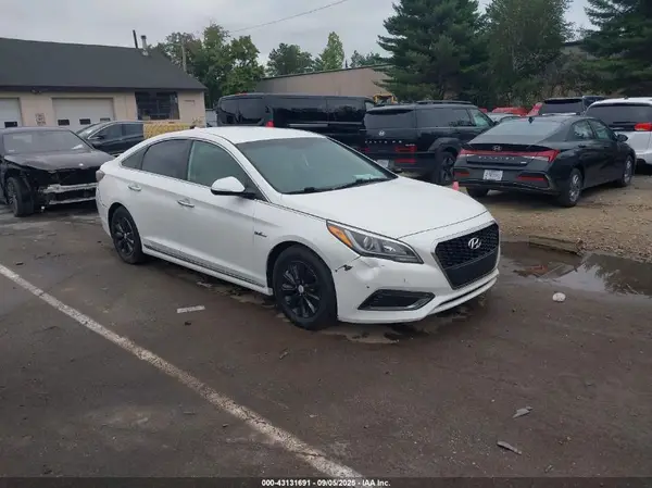 KMHE24L1XGA030098 2016 HYUNDAI SONATA - Image 1