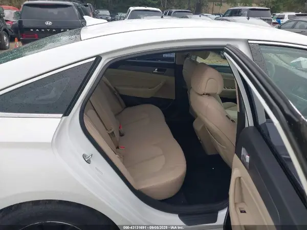 KMHE24L1XGA030098 2016 HYUNDAI SONATA - Image 8