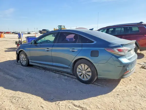 KMHE24L1XGA031932 2016 HYUNDAI SONATA - Image 2