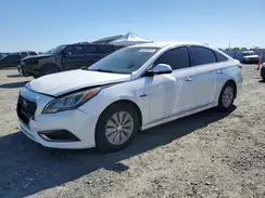 KMHE24L1XGA033776 2016 HYUNDAI SONATA