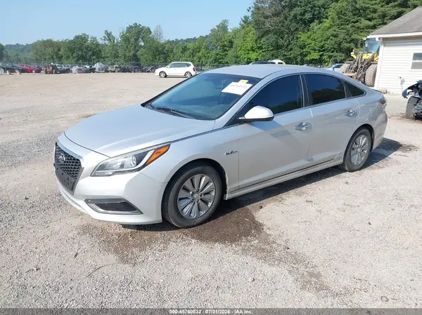 KMHE24L1XGA035382 2016 HYUNDAI SONATA - Image 2