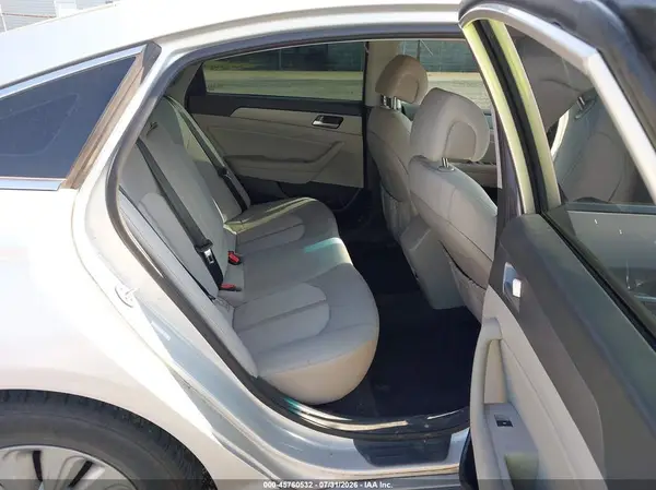 KMHE24L1XGA035382 2016 HYUNDAI SONATA - Image 8