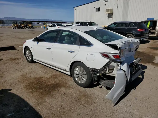 KMHE24L1XGA037486 2016 HYUNDAI SONATA - Image 2