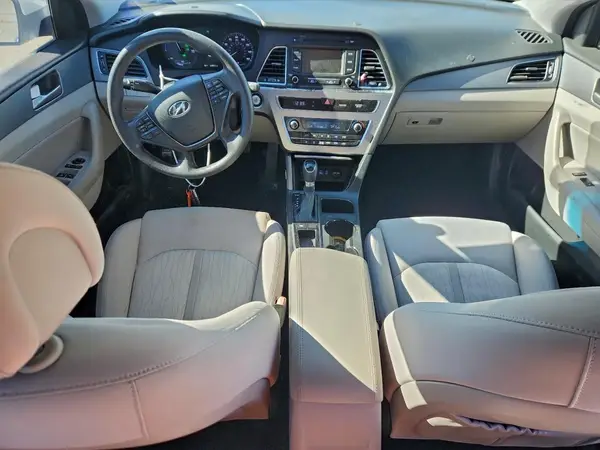 KMHE24L1XGA039576 2016 HYUNDAI SONATA - Image 8