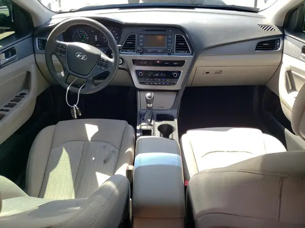 KMHE24L1XGA039593 2016 HYUNDAI SONATA - Image 8