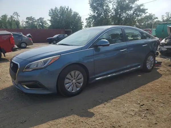 KMHE24L1XGA039741 2016 HYUNDAI SONATA - Image 1