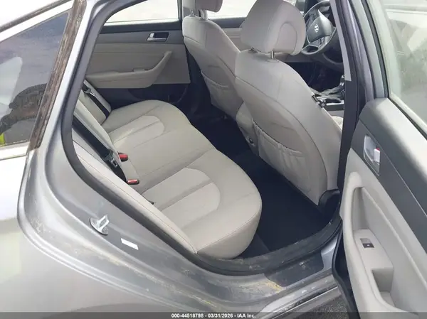 KMHE24L1XGA040890 2016 HYUNDAI SONATA - Image 8