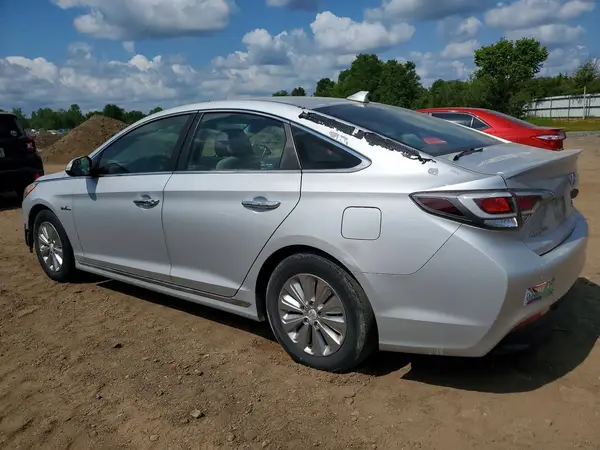KMHE24L1XHA044021 2017 HYUNDAI SONATA - Image 2