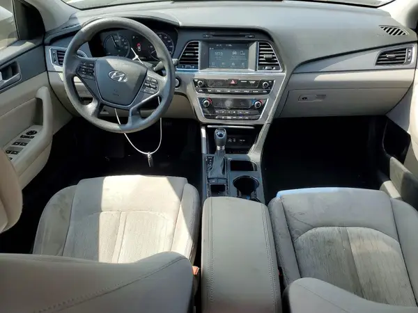 KMHE24L1XHA044021 2017 HYUNDAI SONATA - Image 8