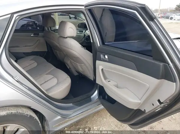 KMHE24L1XHA048568 2017 HYUNDAI SONATA - Image 8