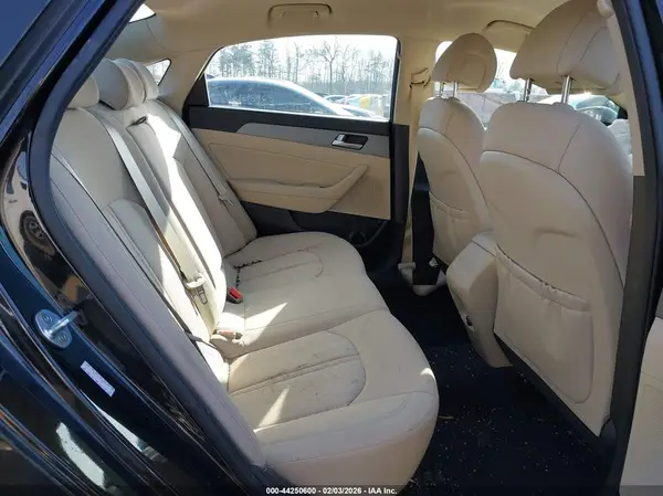 KMHE24L1XHA055245 2017 HYUNDAI SONATA - Image 8