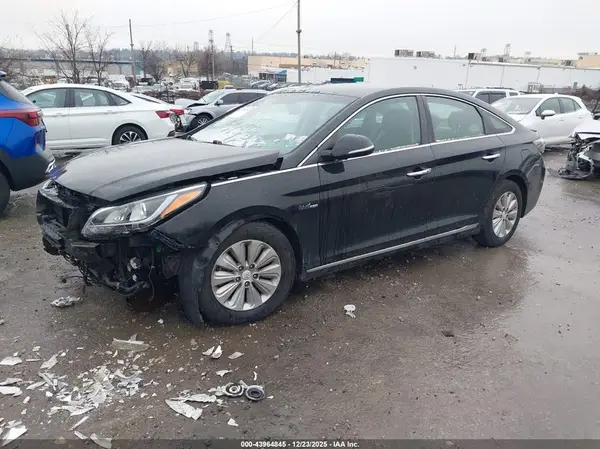 KMHE24L1XHA058386 2017 HYUNDAI SONATA - Image 2
