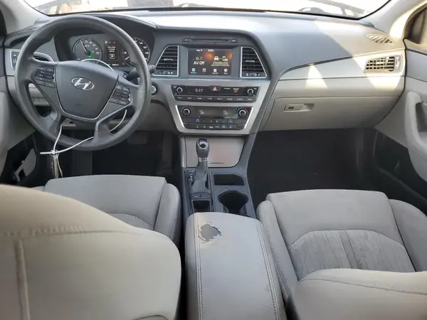 KMHE24L1XHA059585 2017 HYUNDAI SONATA - Image 8