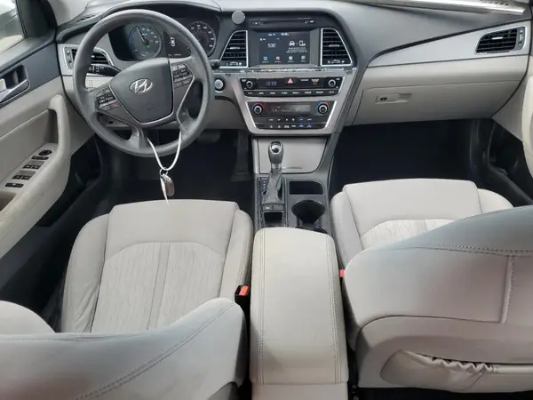 KMHE24L1XHA059845 2017 HYUNDAI SONATA - Image 8