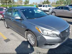 KMHE24L30HA064490 2017 HYUNDAI SONATA