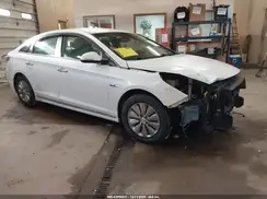 KMHE24L30HA064859 2017 HYUNDAI SONATA