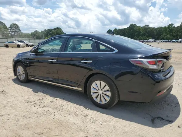 KMHE24L30HA075439 2017 HYUNDAI SONATA - Image 2
