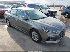 KMHE24L30JA080193 2018 HYUNDAI SONATA