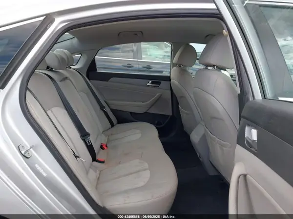 KMHE24L30JA085815 2018 HYUNDAI SONATA - Image 8