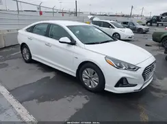 KMHE24L30KA090451 2019 HYUNDAI SONATA