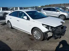 KMHE24L31HA065163 2017 HYUNDAI SONATA