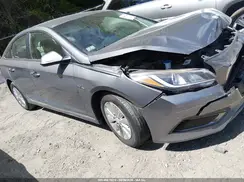 KMHE24L31HA076986 2017 HYUNDAI SONATA
