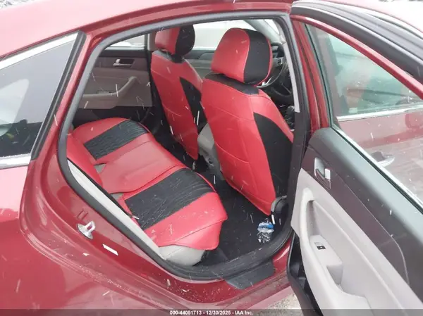 KMHE24L32JA079515 2018 HYUNDAI SONATA - Image 8