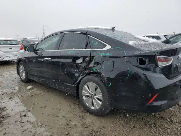 KMHE24L32KA088149 2019 HYUNDAI SONATA - Image 2
