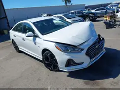 KMHE24L32KA088846 2019 HYUNDAI SONATA