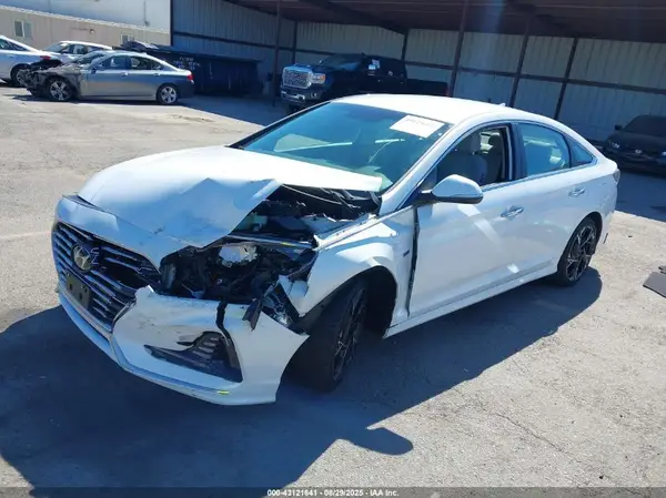 KMHE24L32KA088846 2019 HYUNDAI SONATA - Image 2