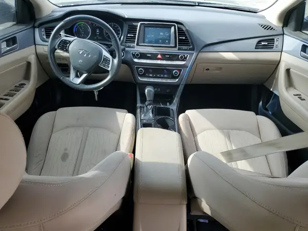 KMHE24L32KA091004 2019 HYUNDAI SONATA - Image 8