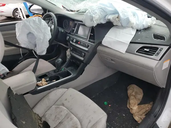 KMHE24L32KA091598 2019 HYUNDAI SONATA - Image 8