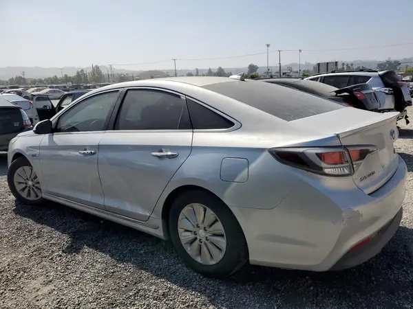 KMHE24L33HA063138 2017 HYUNDAI SONATA - Image 2