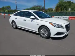 KMHE24L33HA065438 2017 HYUNDAI SONATA