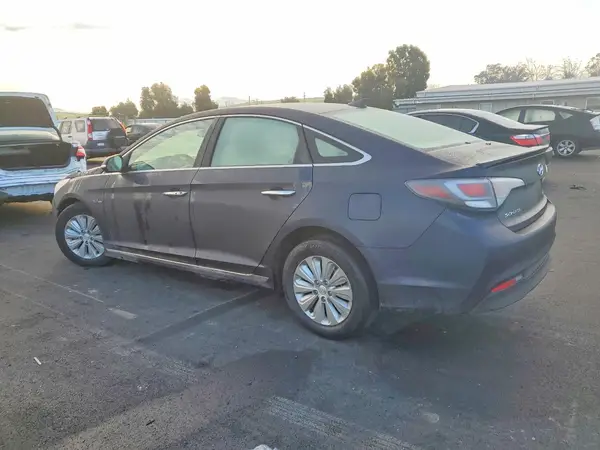 KMHE24L33HA069926 2017 HYUNDAI SONATA - Image 2
