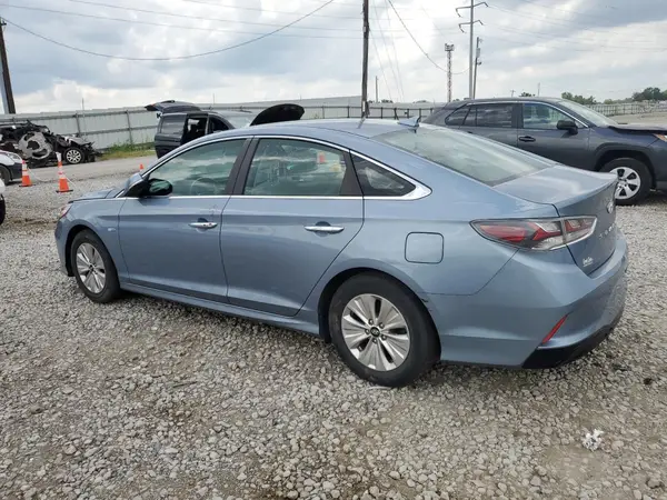 KMHE24L33JA080205 2018 HYUNDAI SONATA - Image 2