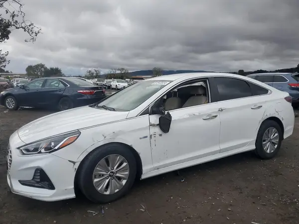 KMHE24L33KA094171 2019 HYUNDAI SONATA - Image 1